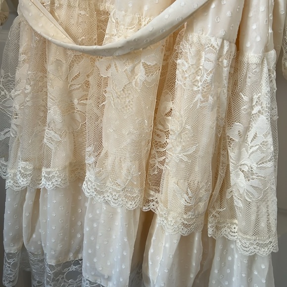 Festi Lace Clip Dot Mini Dress torrid - Picture 4 of 13